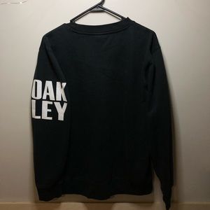 Oakley crew neck